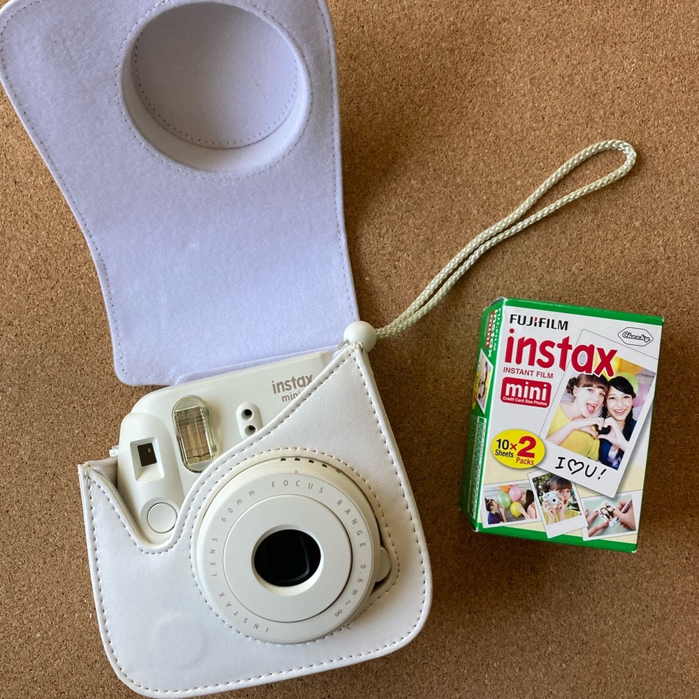 Instax camera + film + case